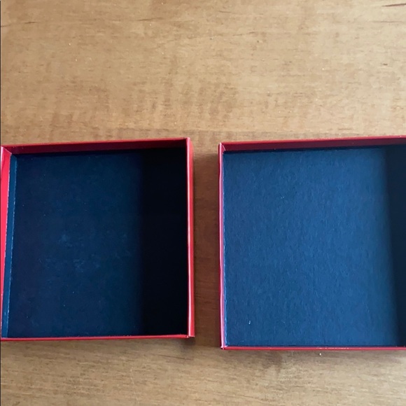 Red Alfa Romeo paper box - Picture 3 of 6